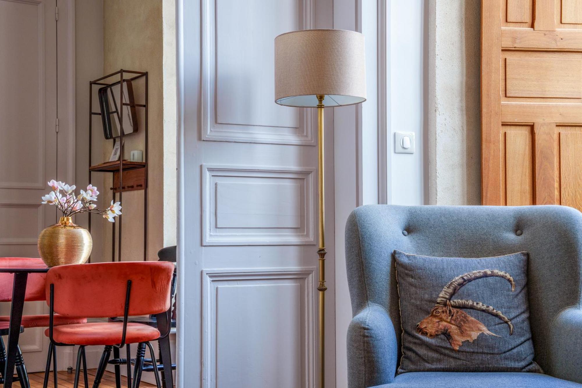 Appartement Raffine Vue Cathedrale, Jardin, Wifi Tours Luaran gambar