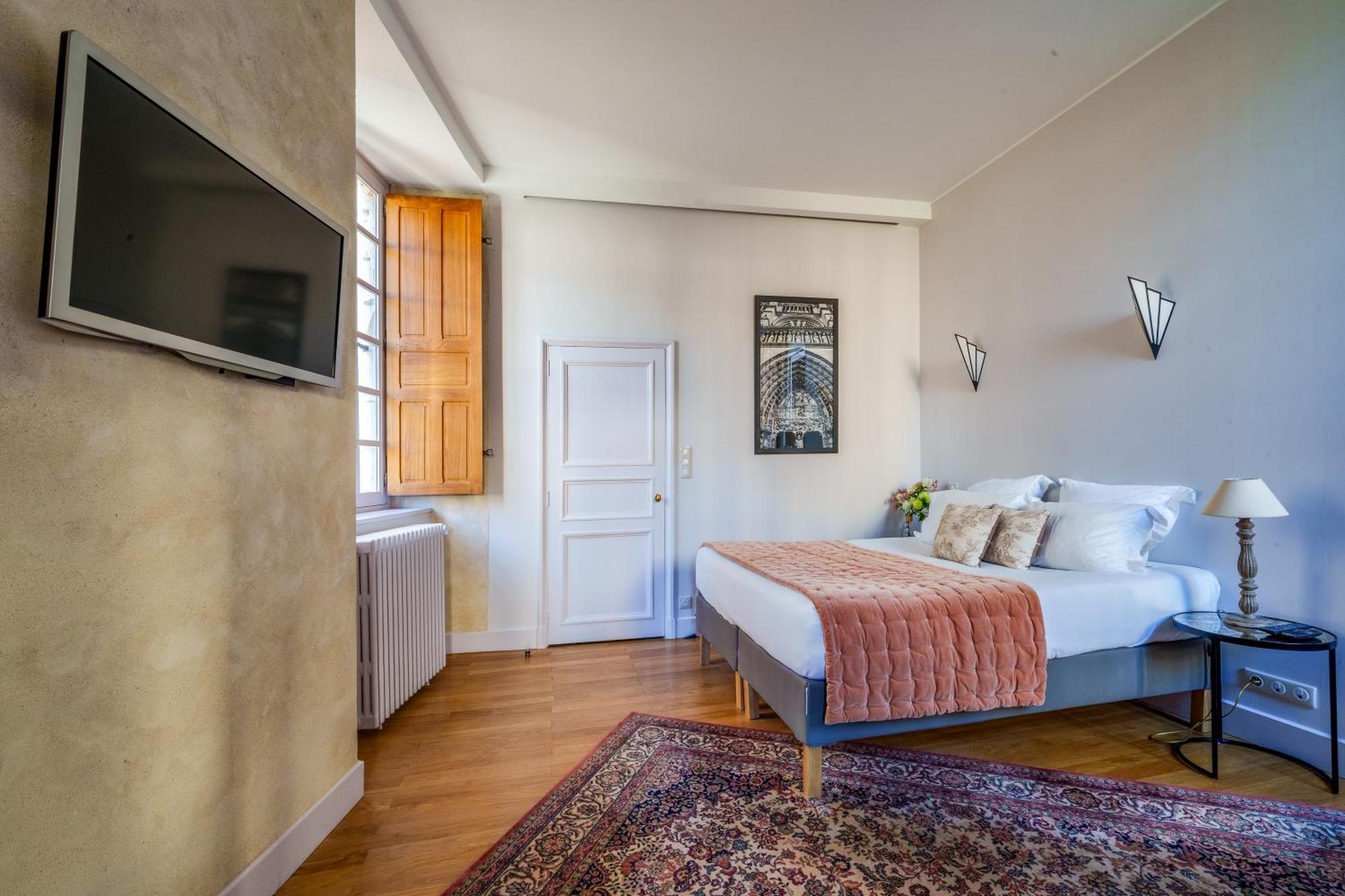 Appartement Raffine Vue Cathedrale, Jardin, Wifi Tours Luaran gambar